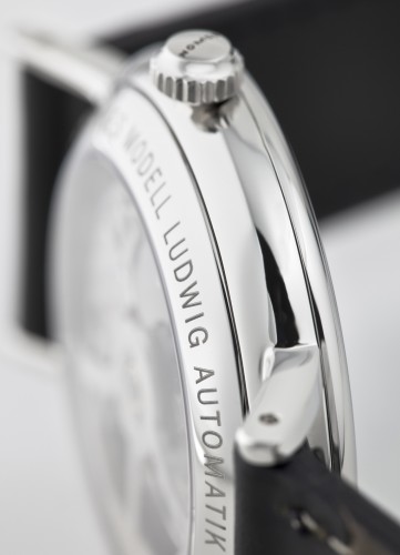 Nomos Glashütte Ludwig Automatic Datum
