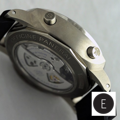 Panerai Luminor 1950 Regatta 3 Days Chrono Flyback Titanio (PAM000526) Panerai Luminor 1950 Regatta 3 Days Chrono Flyback Titanio (PAM00526) - a hands-on review by ESCAPEMENT