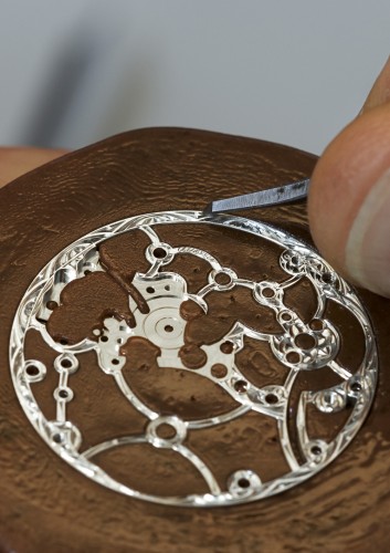 Engraving_Caliber_4400SQ_a copy Vacheron Constantin Métiers d’Art Mécaniques Ajourées - watch review by ESCAPEMENT