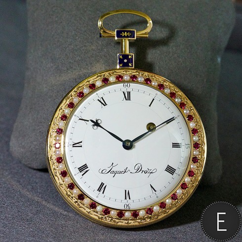 Jaquet Droz Grande Seconde Quantiéme Ivory Enamel - in-depth watch review by ESCAPEMENT