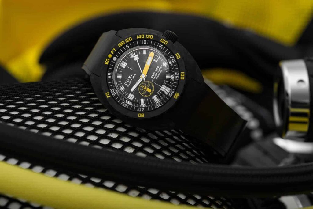 Doxa SUB 300 Carbon Aqua Lung US Divers