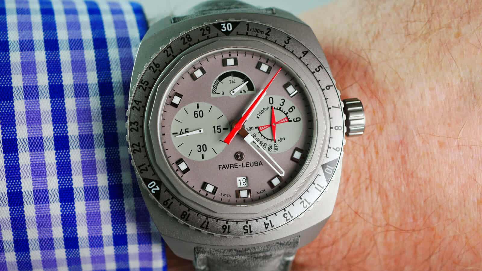 Favre Leuba Bivouac 9000 - altimeter and air pressure display