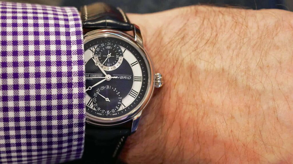 Frederique Constant Hybrid Manufacture - automatic movement with electronics module and Hybrid App