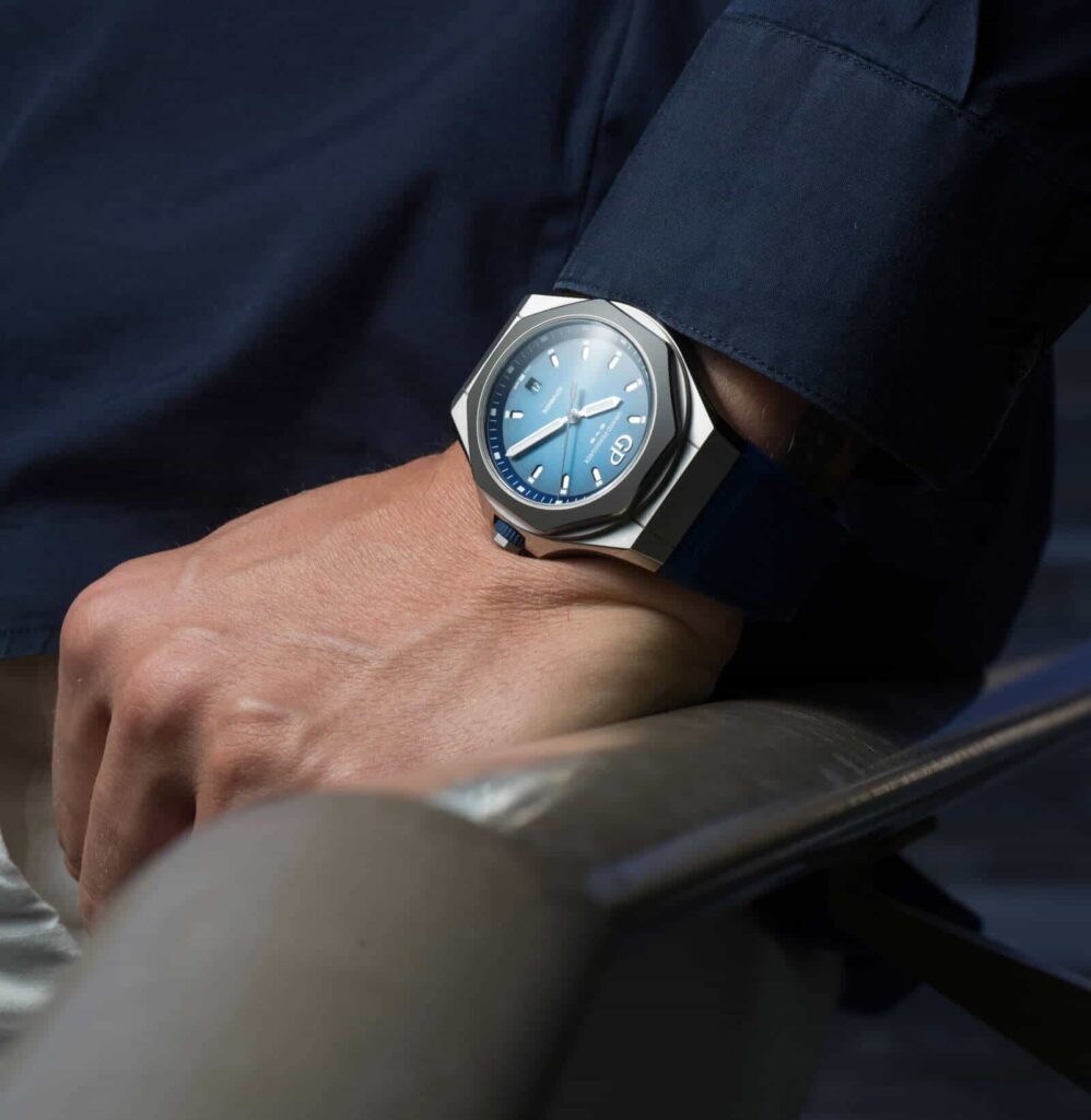 Girard-Perregaux Laureato Absolute Ti 230