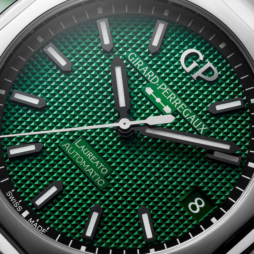 Girard-Perregaux Laureato 42 mm Green