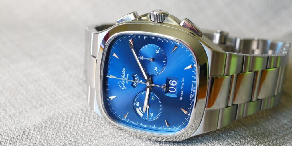 The Glashütte Original Seventies Chronograph Panorama Date