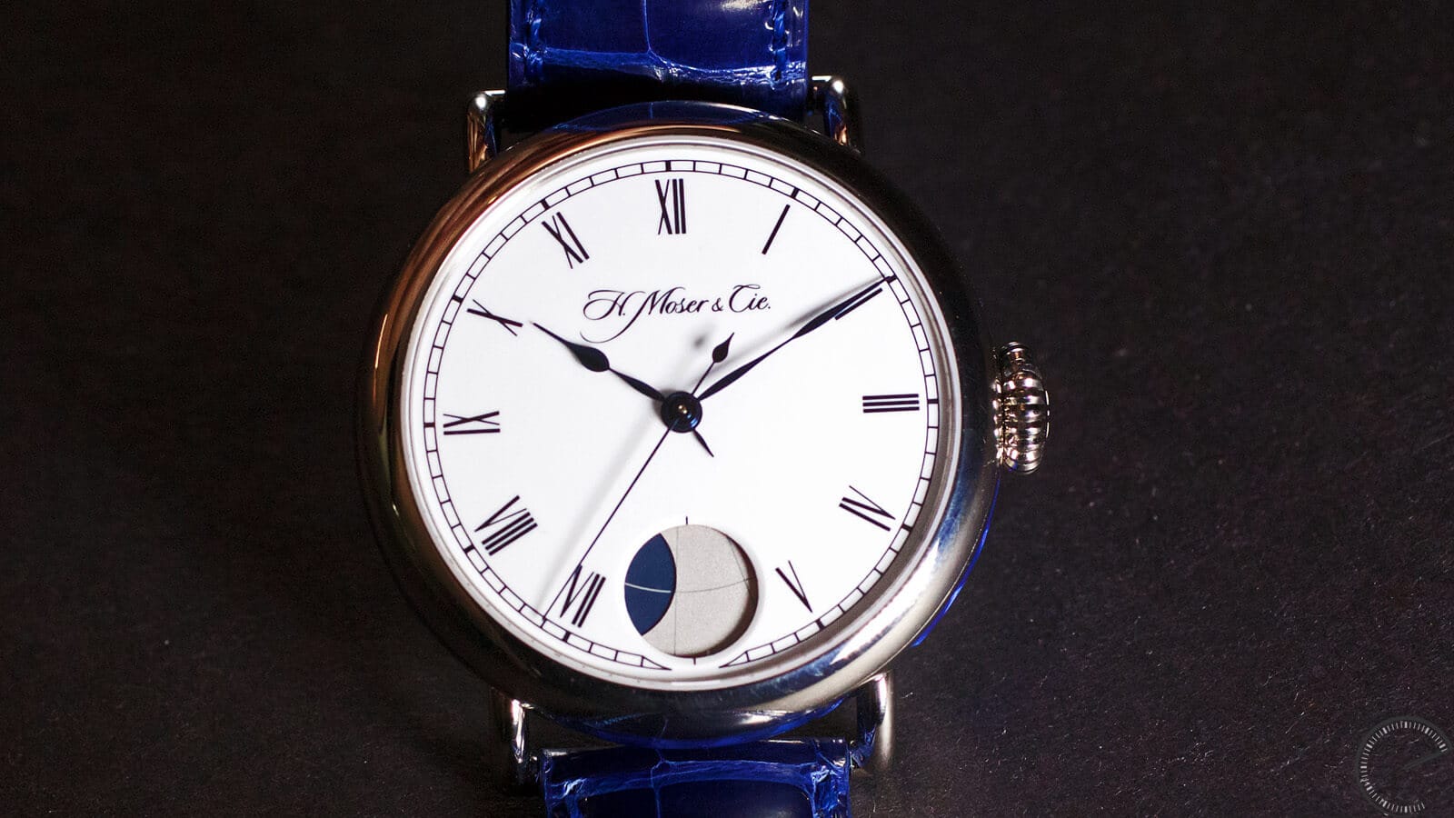 Image of H. Moser & Cie Heritage Perpetual Moon