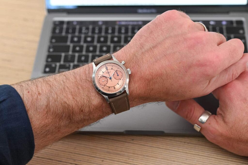 Monochrome Montre de Souscription 1