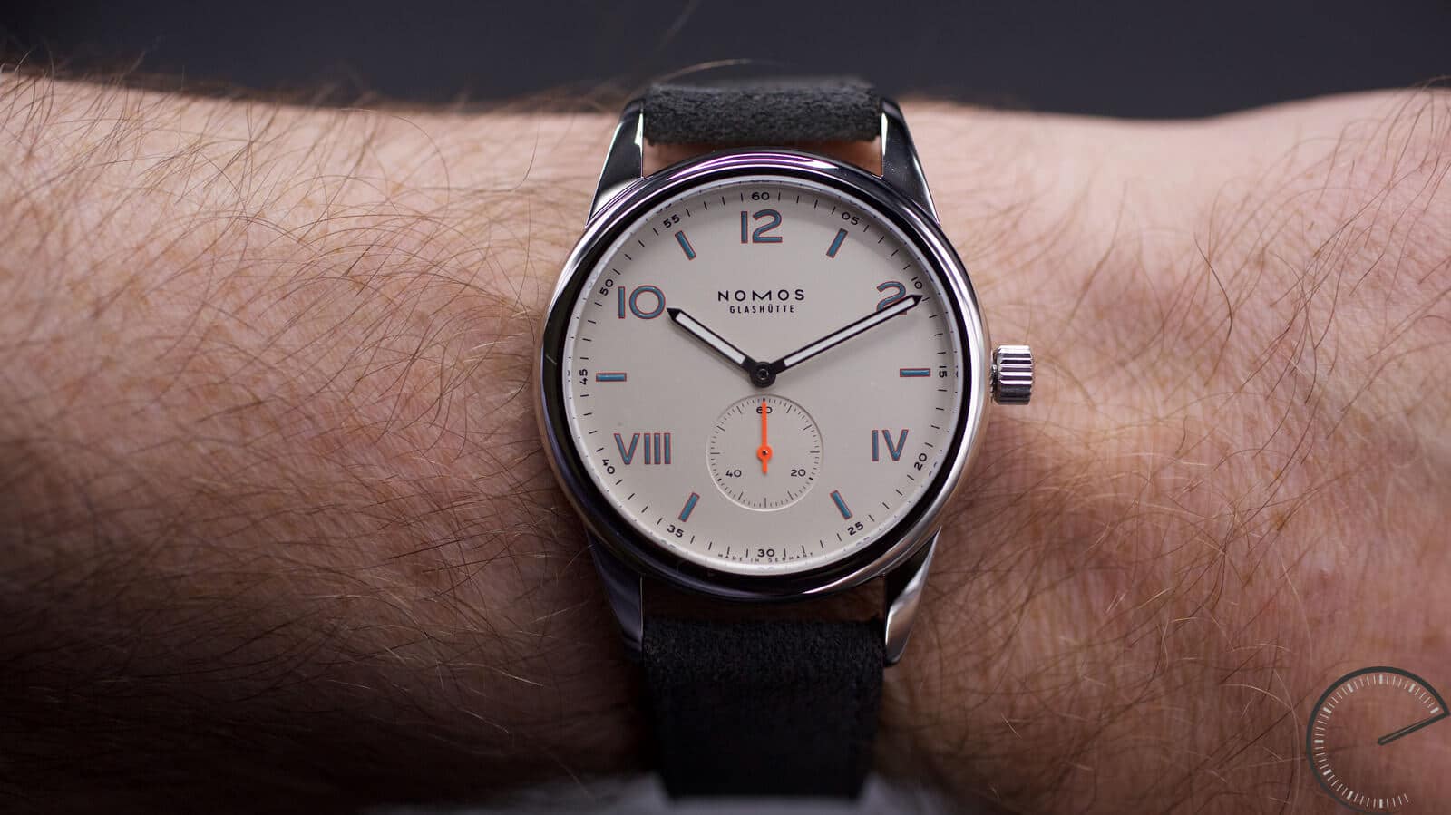 NOMOS Glashutte Club Campus