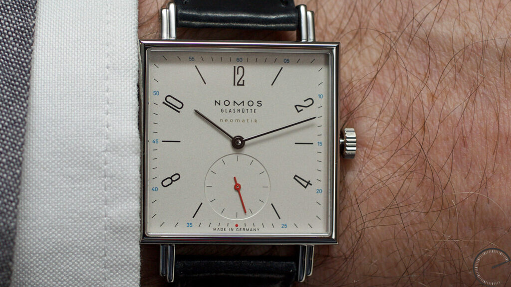 NOMOS Glashutte Tetra neomatik