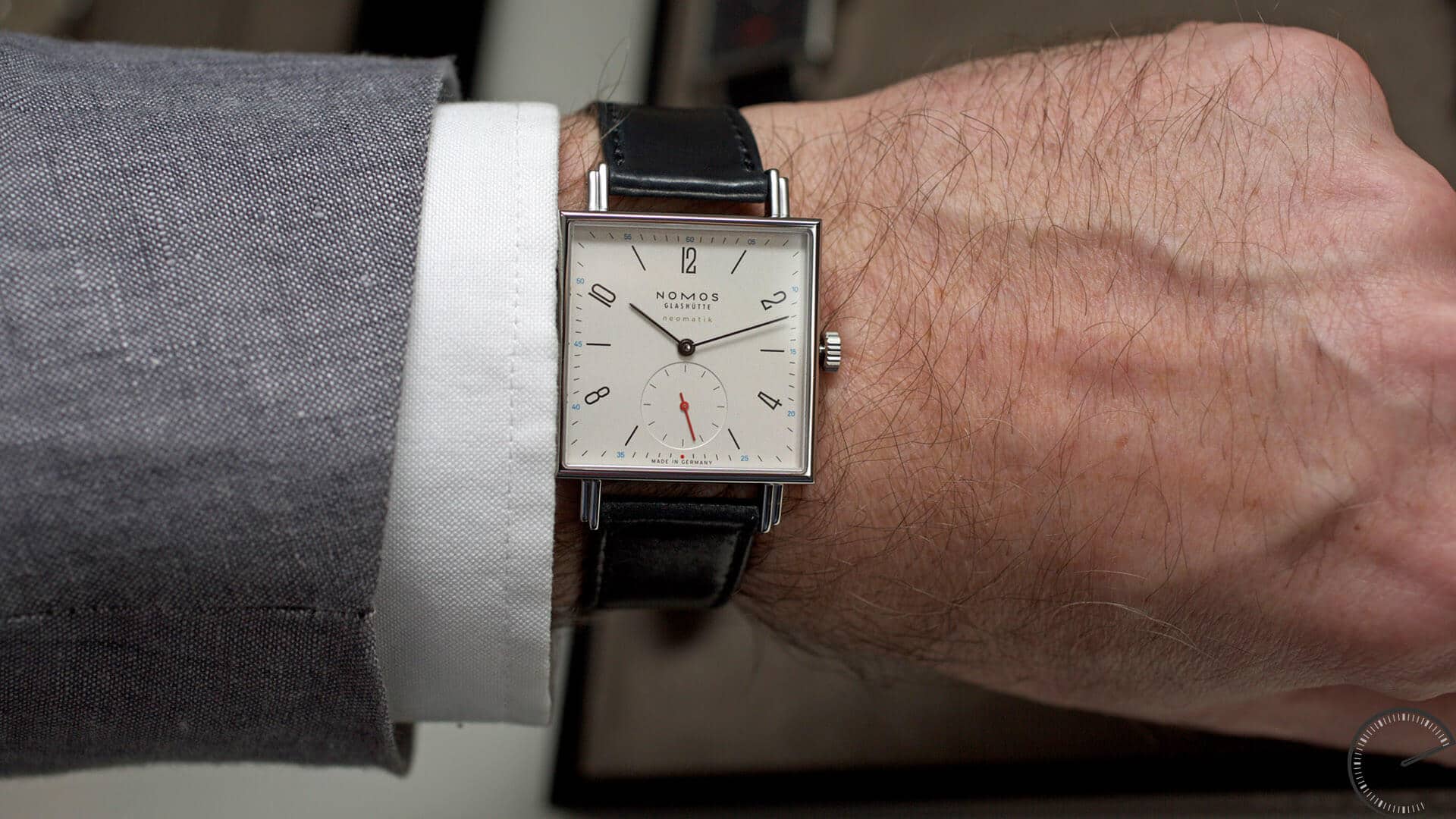 NOMOS Glashutte Tetra neomatik