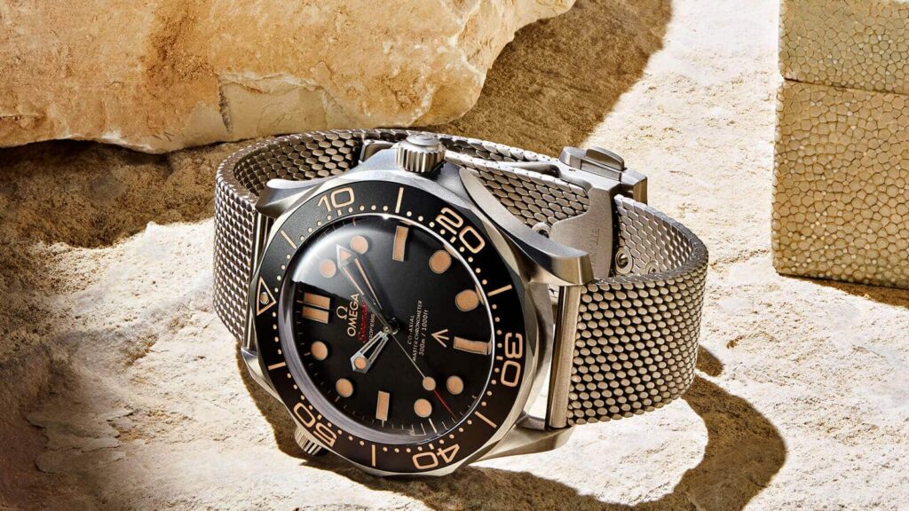 Omega_Seamaster_Diver_300M_007_Edition_210_90_42_20_01_001_amb_02-lifestyle2