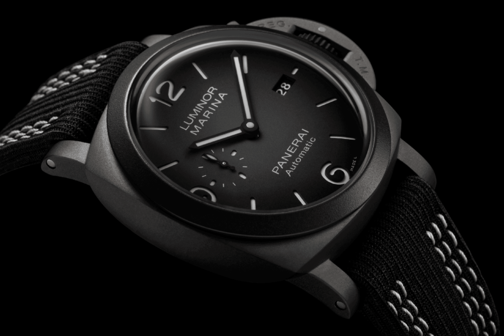 Panerai Luminor Marina 44mm Guillaume Néry Edition (PAM01122)