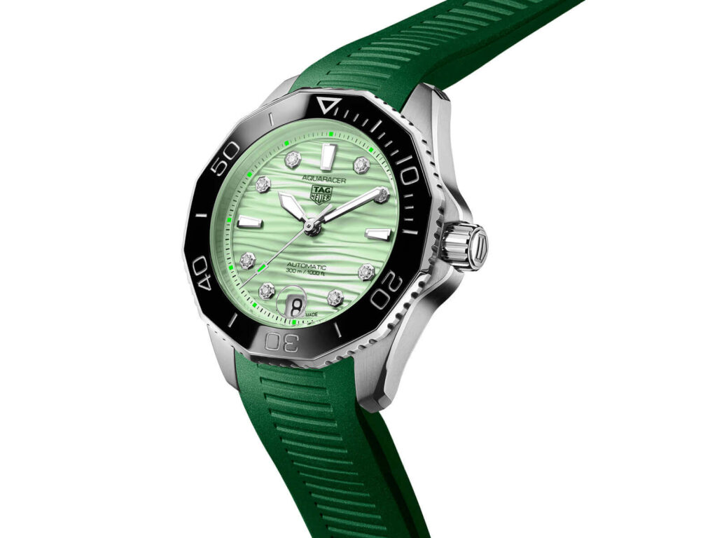 TAG Heuer Aquaracer Professional 300 Naomi Osaka Limited Edition