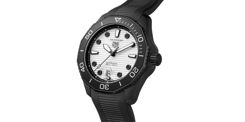 TAG Heuer Aquaracer Professional 300 Night Diver