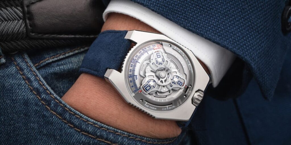 Urwerk UR-100V Iron
