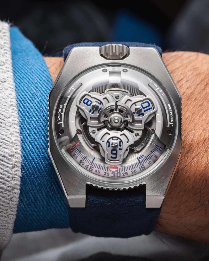 Urwerk UR-100V Iron