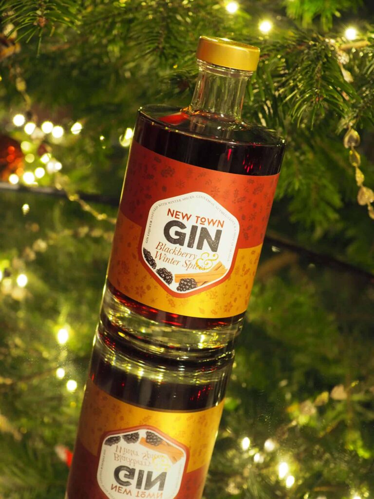 Wharf Distillery New Town Blackberry & Winter Spice Gin Liqueur