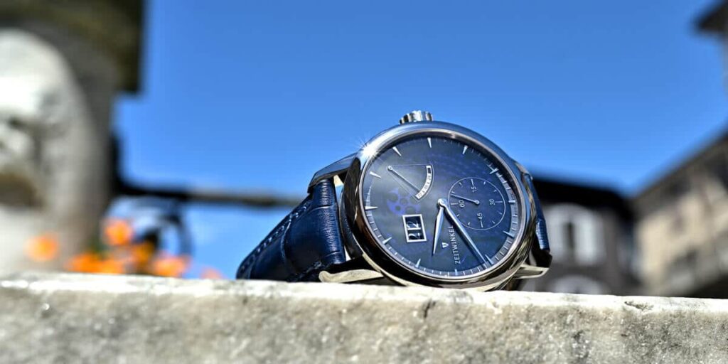 Zeitwinkel 273° Saphir Bleu