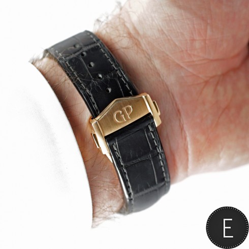 Girard-Perregaux Neo-Tourbillon with Three Bridges - watch review by ESCAPEMENT