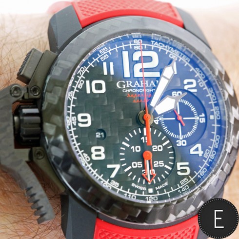 Graham Chronofighter Oversize Superlight Carbon Graham Chronofighter Oversize Superlight Carbon - in-depth watch review by ESCAPEMENT