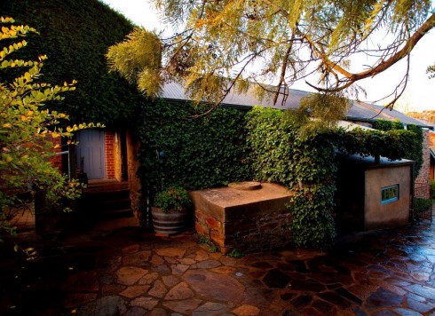 Henschke cellar door - Dragan Radocaj Henschke: Hill of Grace Shiraz
