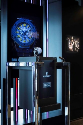 Hublot Classic Fusion Aeromoon - watch review by ESCAPEMENT
