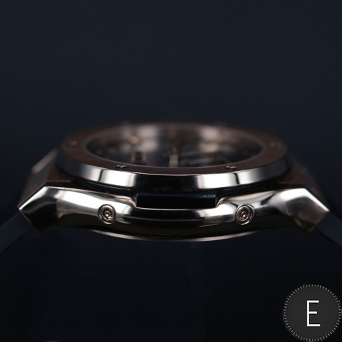 Hublot Classic Fusion Aeromoon - watch review by ESCAPEMENT
