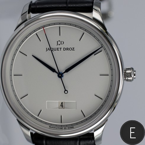 Jaquet Droz Grande Heure Minute Quantième Ref. J017530240 - watch review by ESCAPEMENT