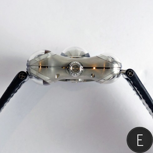 MB&amp;F HM6 Space Pirate - watch review by ESCAPEMENT