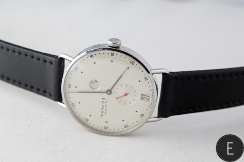 NOMOS Glashuette Metro - watch review by ESCAPEMENT