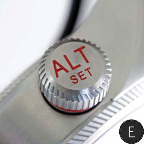 Oris Big Crown ProPilot Altimeter - watch review by ESCAPEMENT