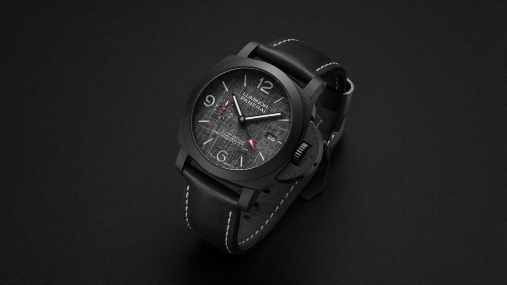 Panerai Luminor Luna Rossa GMT - 44 mm (PAM01036)