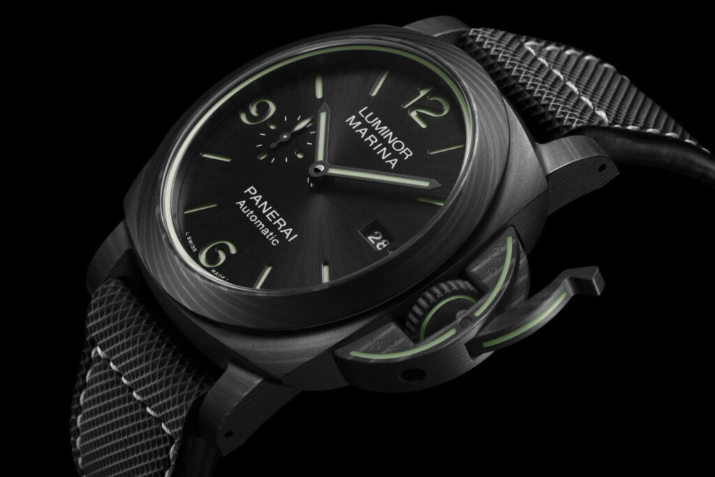 Panerai Luminor Marina Carbotech 44mm (PAM1118)