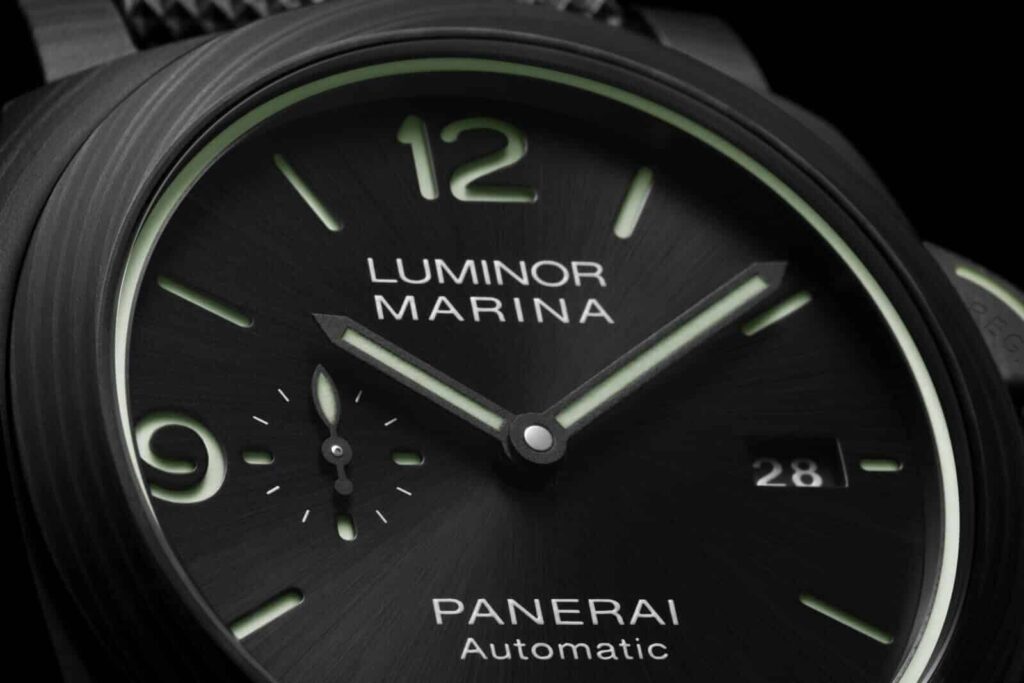 Panerai Luminor Marina Carbotech 44mm (PAM1118)