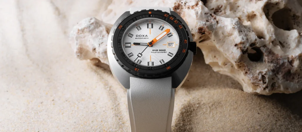 DOXA SUB 300β collection in steel