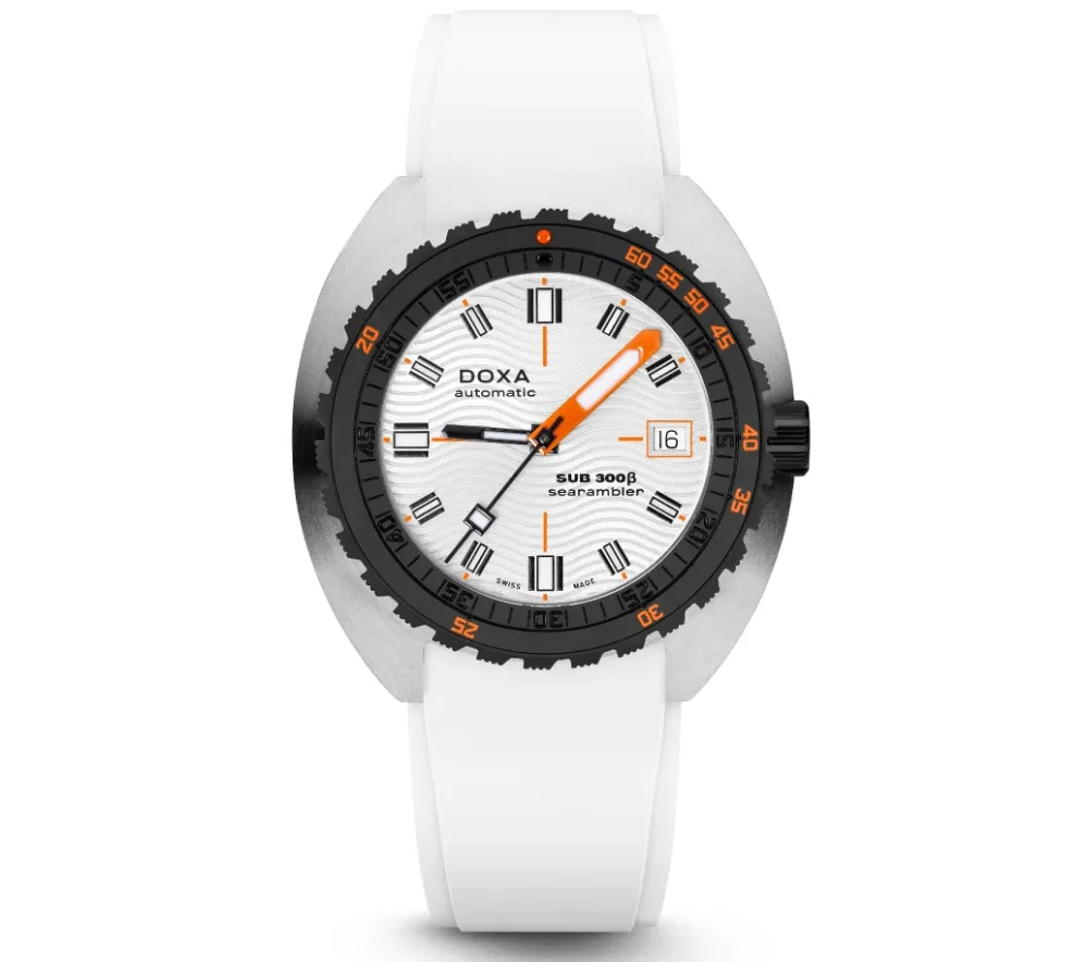 DOXA SUB 300β collection in steel