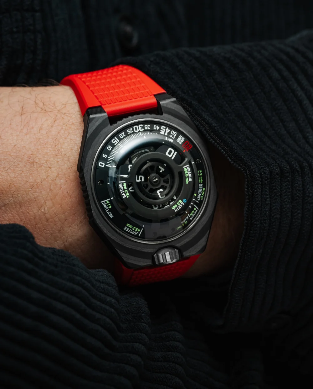 URWERK UR-100V LightSpeed