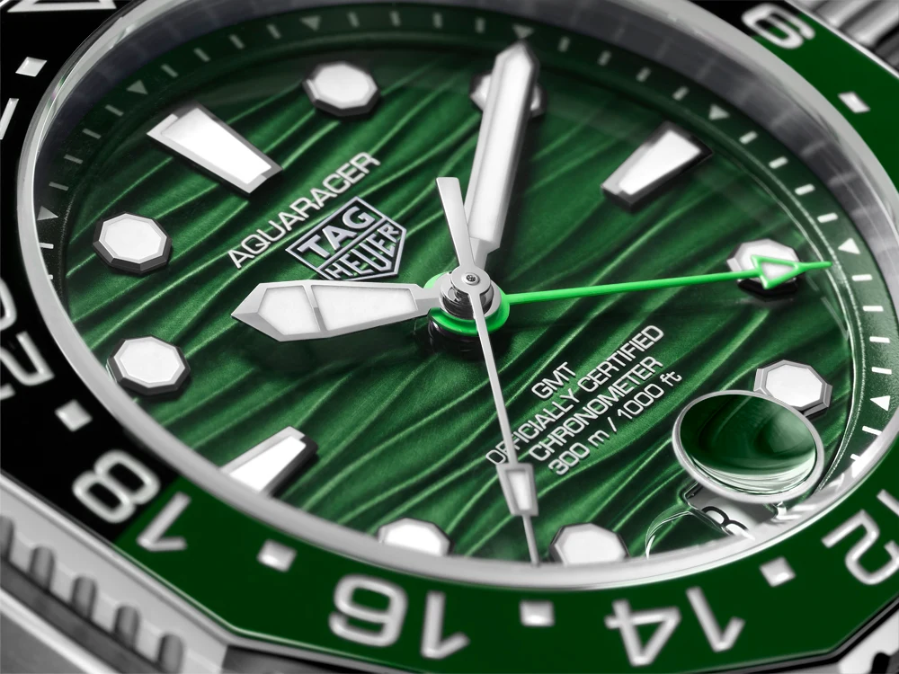 TAG Heuer Aquaracer Professional 300 GMT