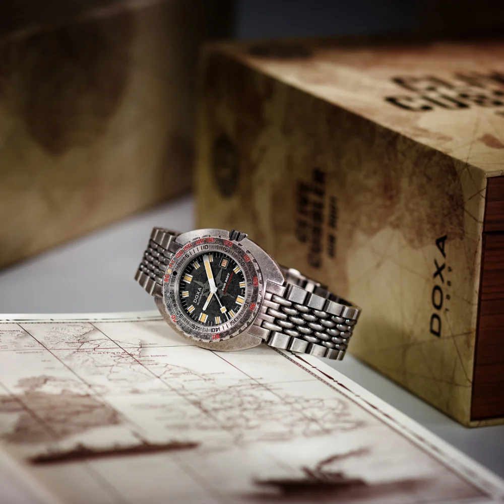 Doxa SUB 300T Sharkhunter Clive Cussler