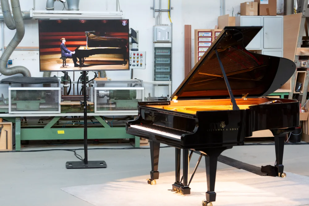 Steinway & Sons Spirio