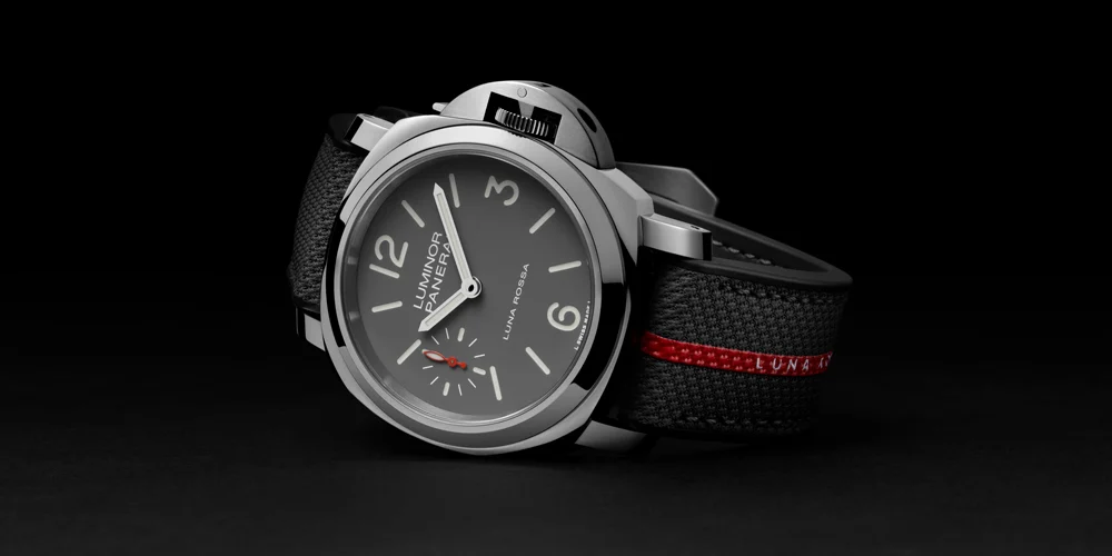 Panerai Luminor Luna Rossa PAM01653
