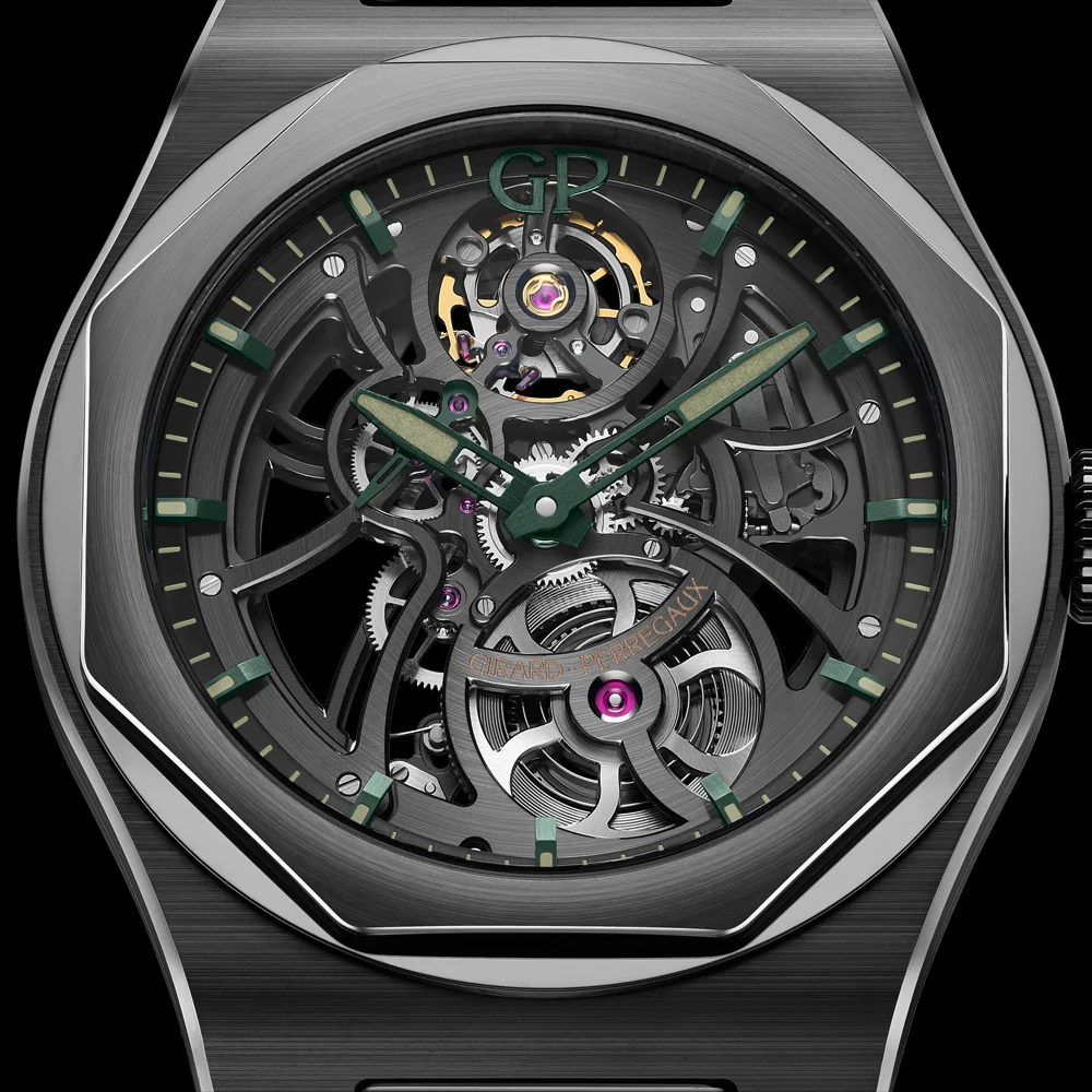 Girard-Perregaux Laureato Skeleton Aston Martin Edition