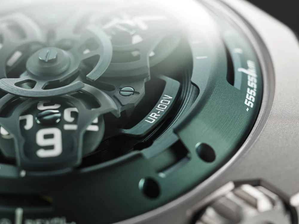 Urwerk UR-100V Magic T Hunter Green Edition