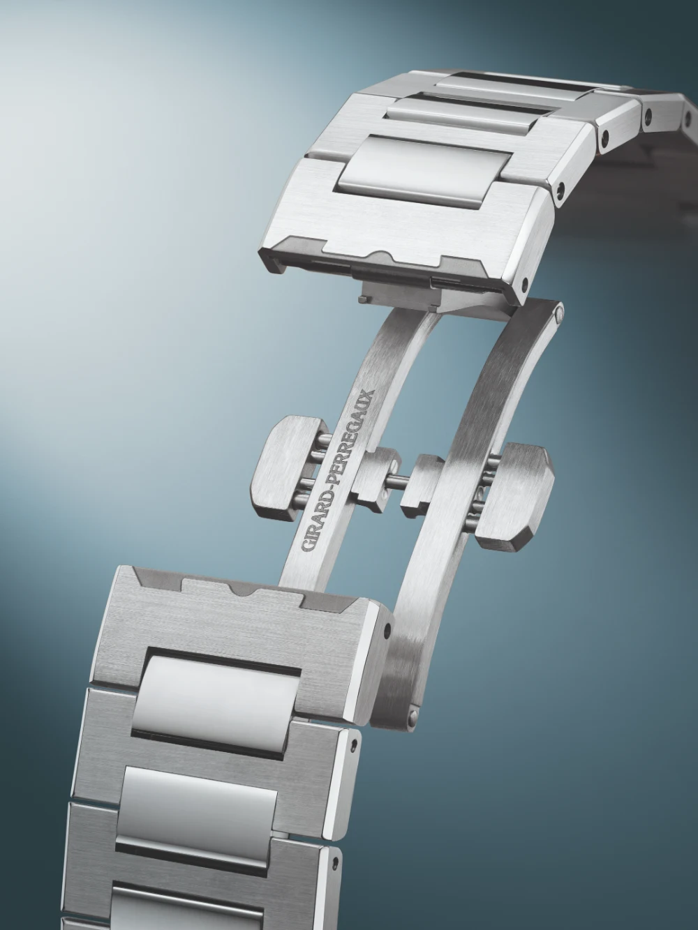 Girard-Perregaux Laureato Three Gold Bridges