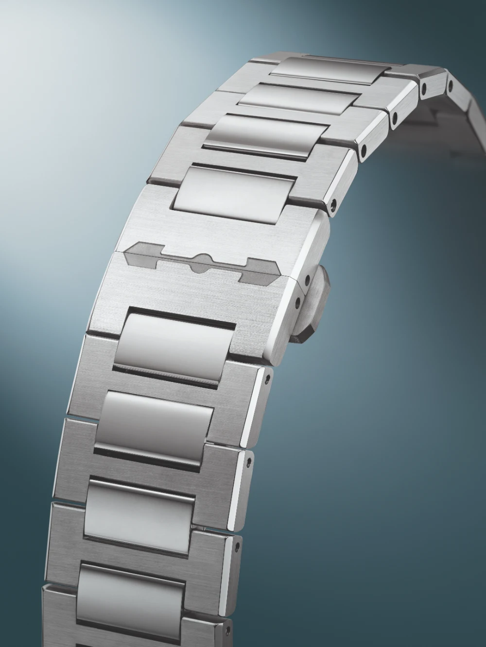 Girard-Perregaux Laureato Three Gold Bridges