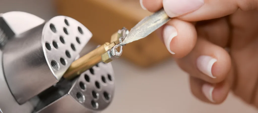 Girard-Perregaux Manufacture