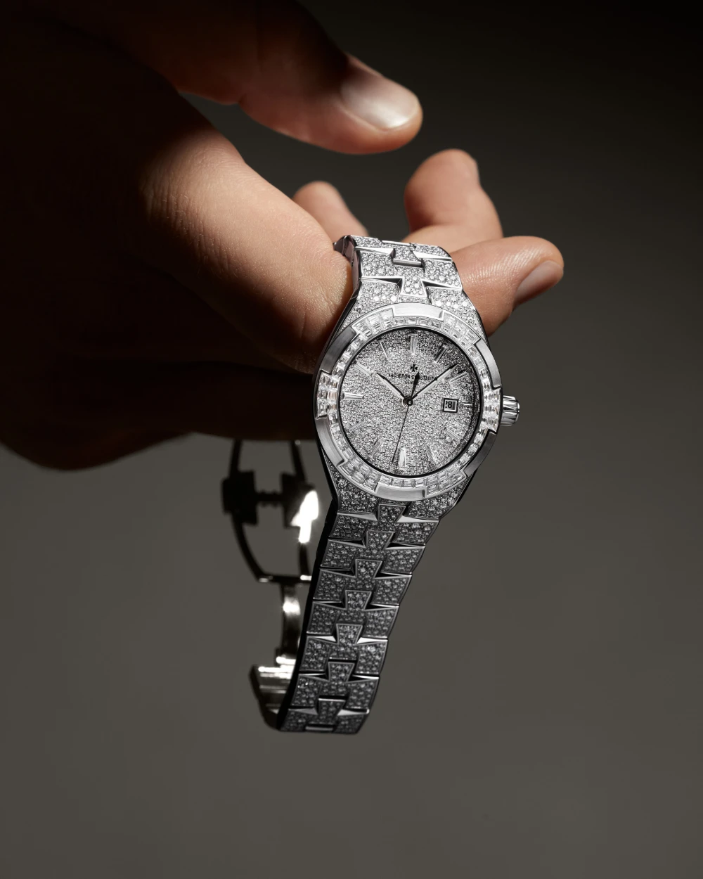 Vacheron Constantin Overseas Self-Winding High Jewellery