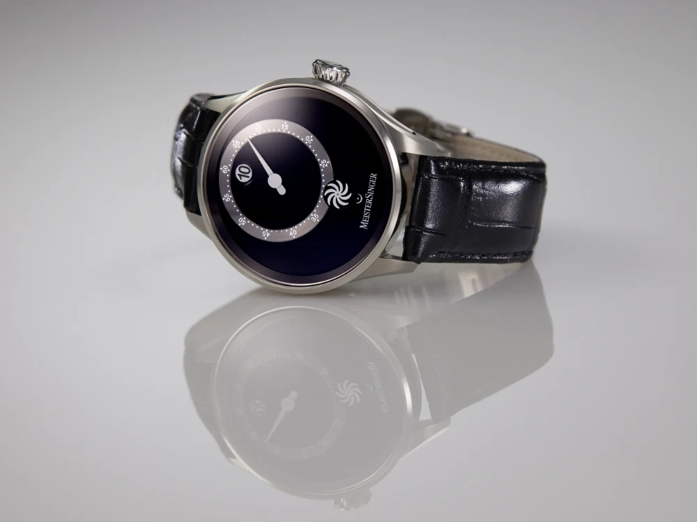 MeisterSinger Panthero Jumping Hour