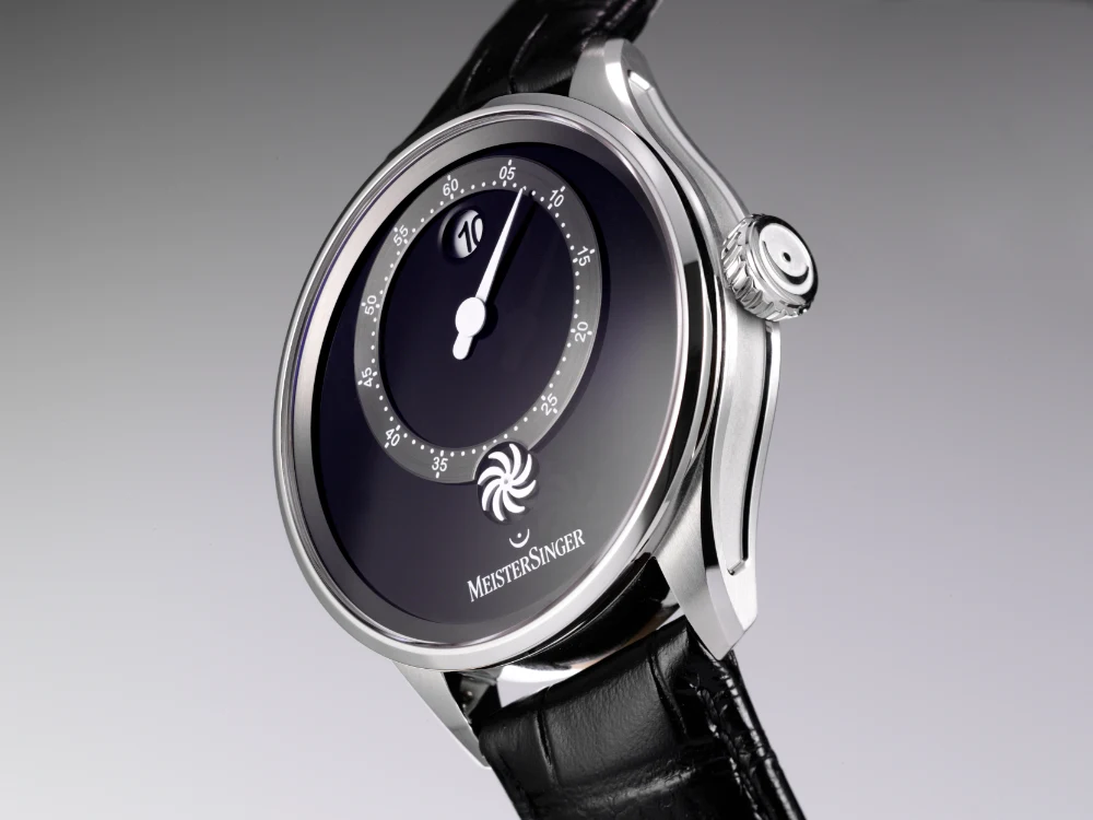 MeisterSinger Panthero Jumping Hour